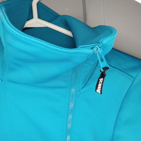 Asymmetrical Bench Full Zip Sweatshirt - Picture 5 of 10